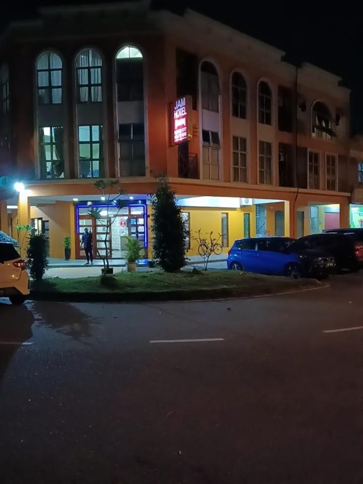Jam Hotel Kota Warisan Sepang @ Erl Salak Tinggi, Klia 1-2 & F1 Buitenkant foto